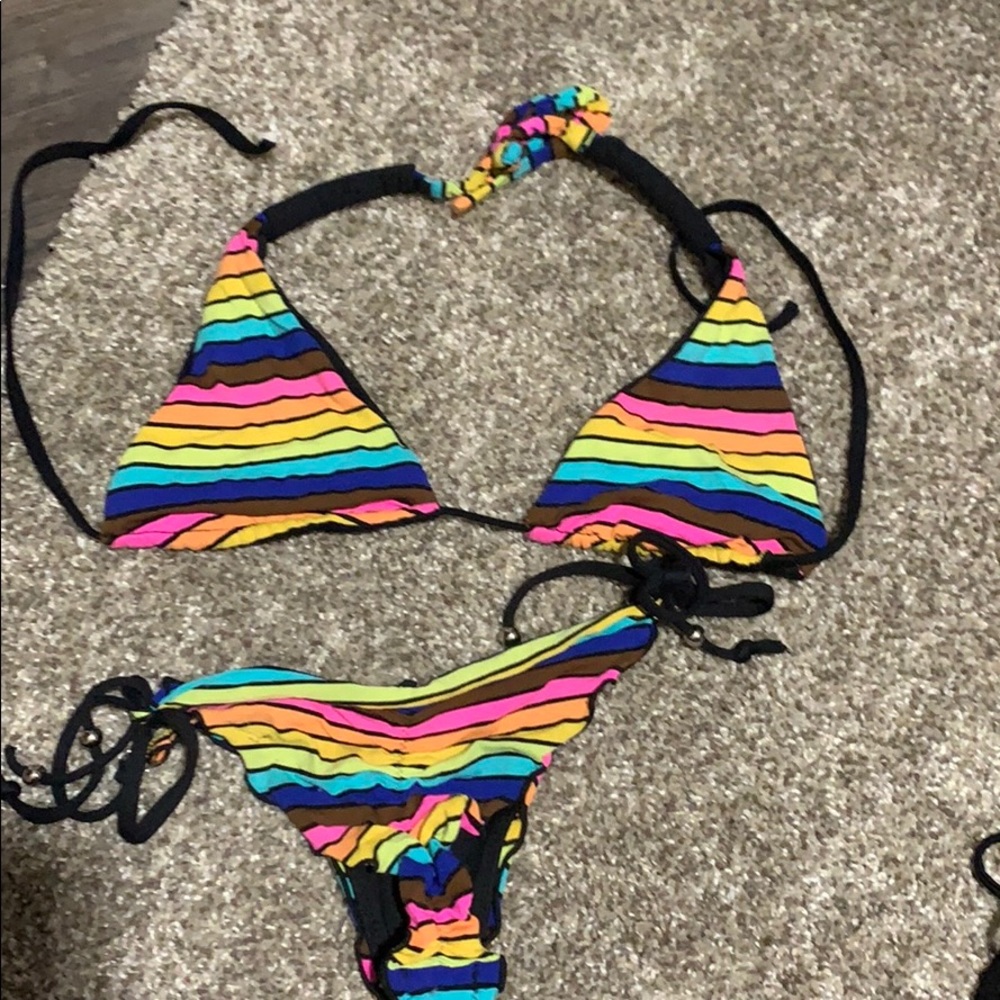 Bikini cheeky